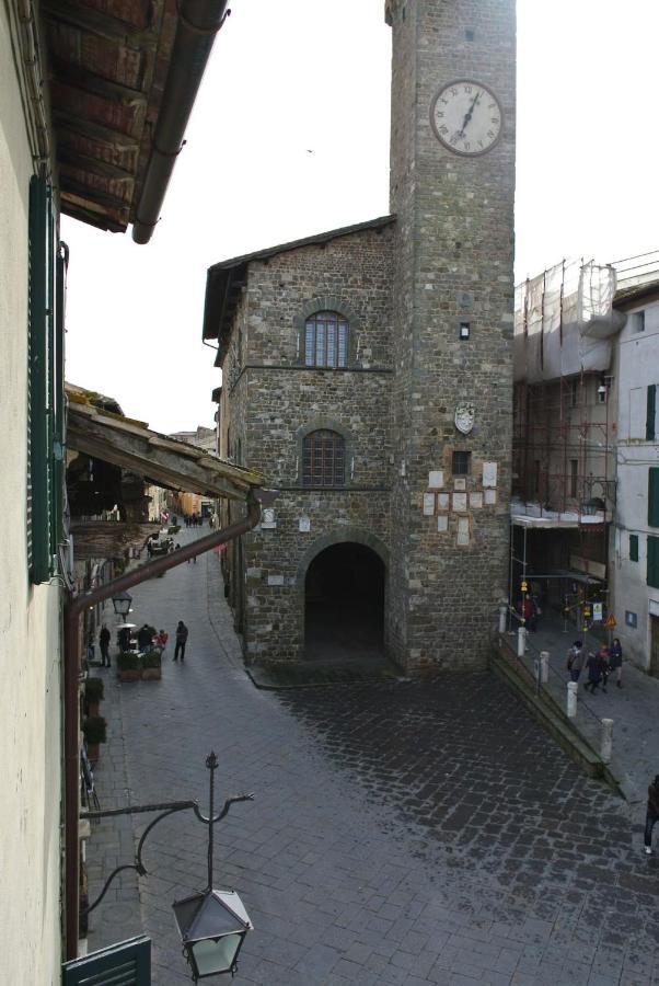 Historic Center Apartment With Private Garage Montalcino Exterior foto